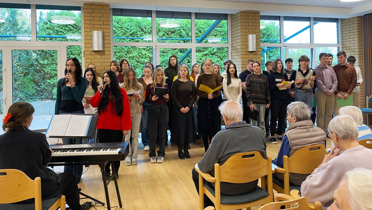 chor altersheim1 071124