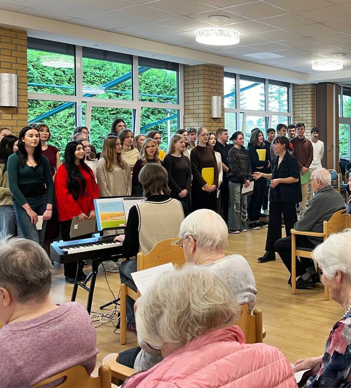 chor altersheim2 071124